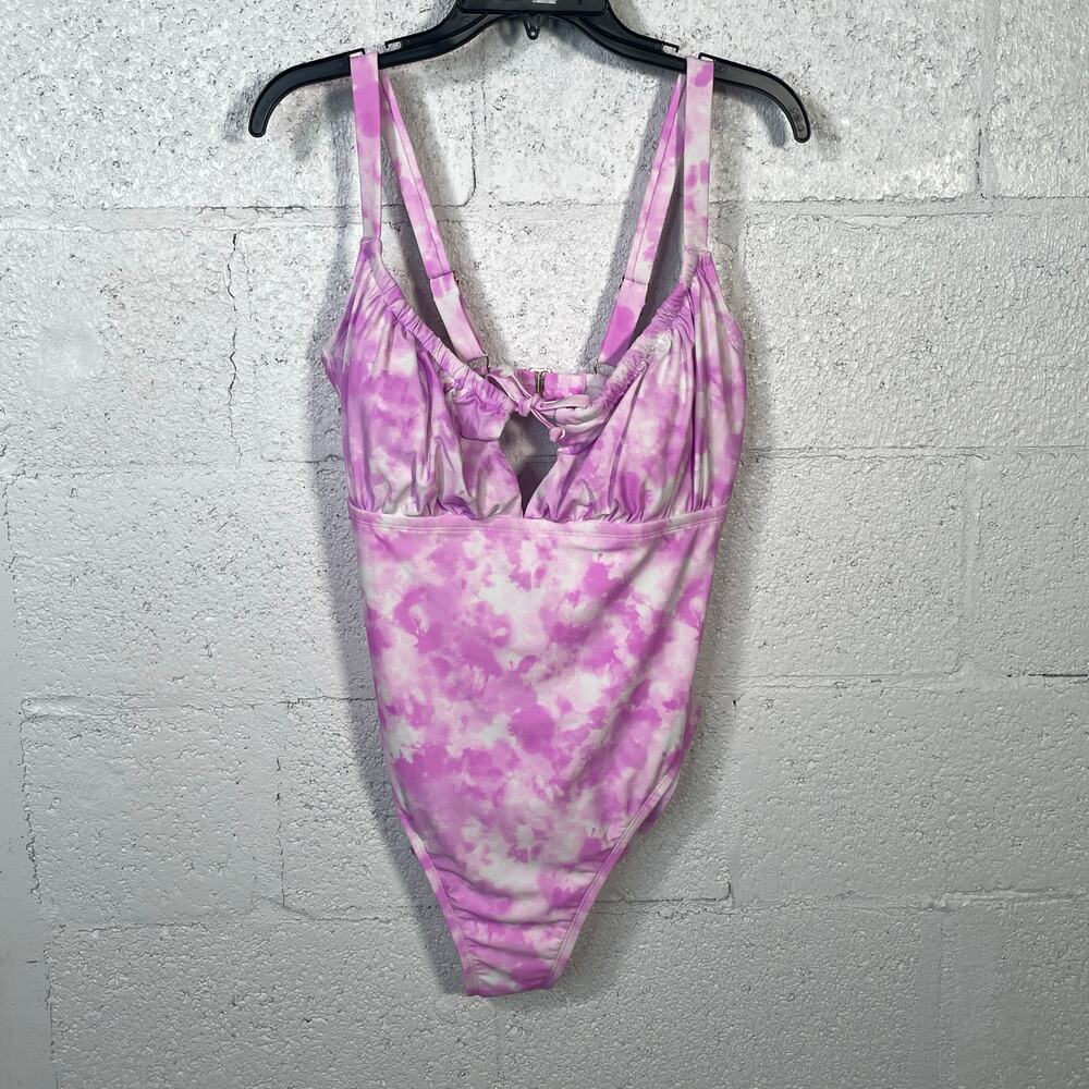 California Sunshine Juniors' Plus Size Tie-Dyed One-Piece Keyhole Swimsuit 0